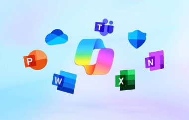 Valencia, İspanya - Ocak 2024: Microsoft Copilot AI, Yapay Zeka ile birlikte Microsoft 365 uygulamaları üzerinde çalışıyor. 3 boyutlu resimde yeni logo ve yüzen uygulamalar simgeleri