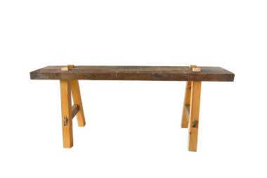 Antika tabureler, beyaz arka planda dört ayaklı sandalye..