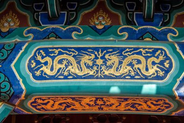 Yasak Şehir mimari harikalarının canlı renklerine ve zarif detaylarına hayran kaldım..