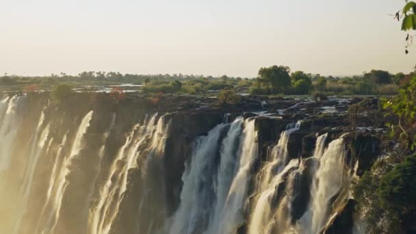 Vista Incrível Das Famosas Cachoeiras Victoria Falls — Vídeo de Stock