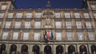 Madrid, 30 Aralık 2024 Plaza Mayor 'un muhteşem manzarası