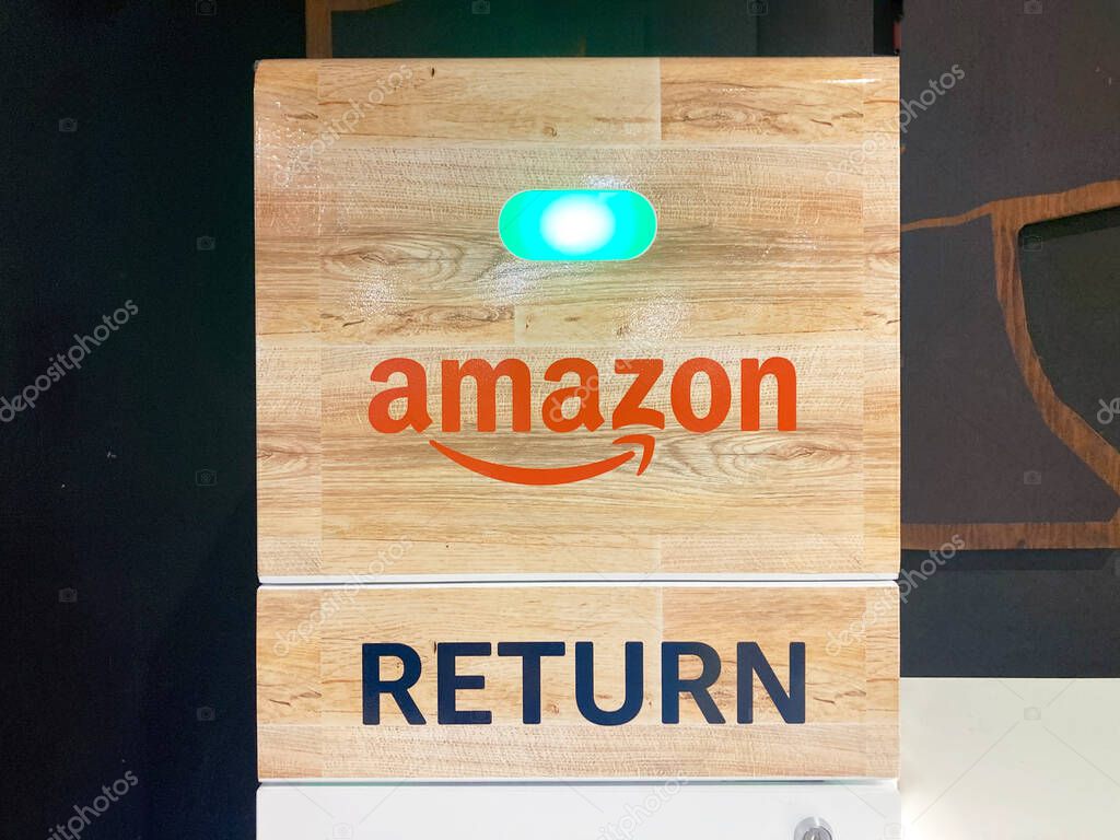 Amazon Return sign on Amazon return kiosk at a store. Close up - Sunnyvale, California, USA - January 23, 2025