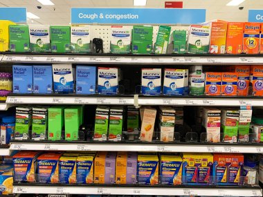 Mucinex, Robitussin, Theraflu ve Delsym - California, ABD - 29 Ocak 2025