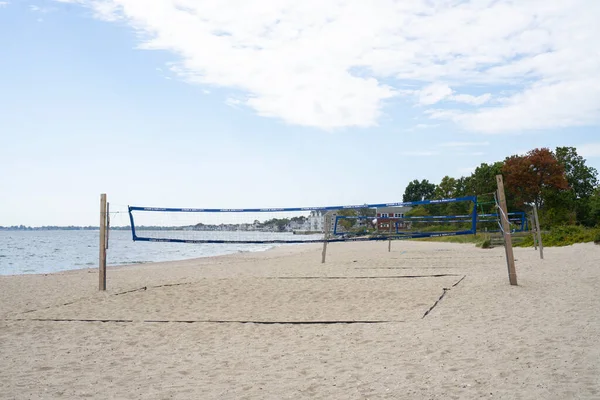 Empty Beach Volleyball Nets Set Playing Houses Shore Connecticut — 스톡 사진