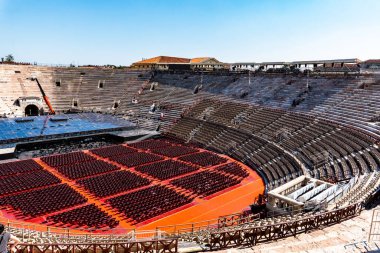 Verona, İtalya 'daki Verona Opera Arena' nın iç mekan manzarası.