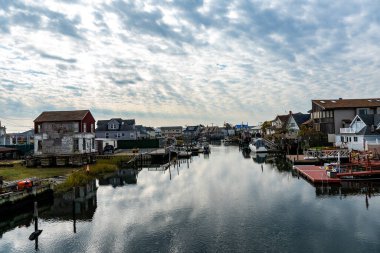 Kanca Deresi ya da Körfez Müdürü ve Queens, New York 'taki Meadowmere mahallesindeki evler