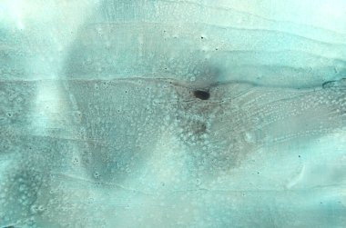 Serin mavi tonlardaki çizgilerin soyut sanat arkaplanı