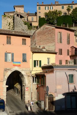 Fontana Maggiore Ortaçağ sukemeri Perugia şehrinde bulunan bir ortaçağ su kemeridir. Bugün çok güzel bir yerleşim yeri oldu..