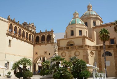 The Basilica of the Santissimo Salvatore is the main place of Catholic worship in Mazara del Vallo. It is of Norman origin followed by the Aragonese and Spanish style.