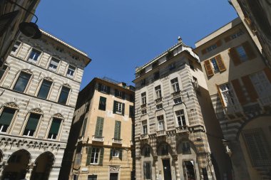 Cenova 'nın Molo bölgesindeki tarihi merkezinin ana meydanlarından biri olan Piazza San Matteo, Doria ailesinin konsorsiyumunun kalbiydi..