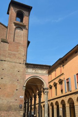 The towers of Bologna are structures with both military and aristocratic functions of medieval origin; the Asinelli Tower, Garisenda Tower and Azzoguidi Tower are famous. clipart