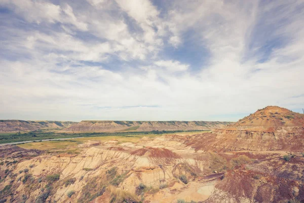 Paesaggio Cielo Drammatico Sulle Badlands Drumheller Alberta Canada — Foto Stock