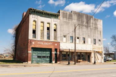 Modern zamanın hayalet kasabası Kahire, Illinois, ABD 'deki itfaiye istasyonu..