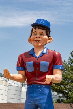 Atlanta, Illinois, ABD - 15 Mayıs 2025 Snerd Devi, aynı zamanda Happy Half Wit olarak da bilinir, Atlanta, Illinois, ABD 'deki tarihi Route 66' daki Amerikan Giants Müzesi 'nde.