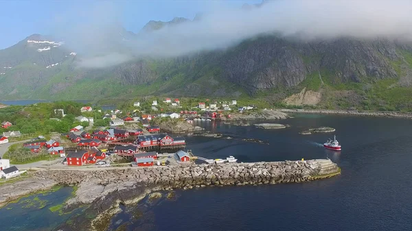 Захватывающая Норвегия Величественные Пейзажи Спокойные Реки Захватывающие Дух Горные Пейзажи — стоковое фото