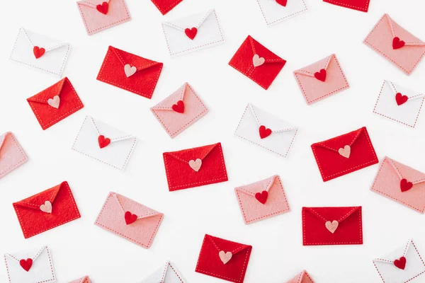 Many Felt Envelopes Hearts White Background Top View — Photo