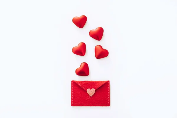 Red Felt Envelope Hearts White Background Top View — Photo