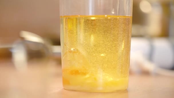 Sunflower Oil Raw Egg Blender Bowl Table Preparing Mayonnaise — Stock Video