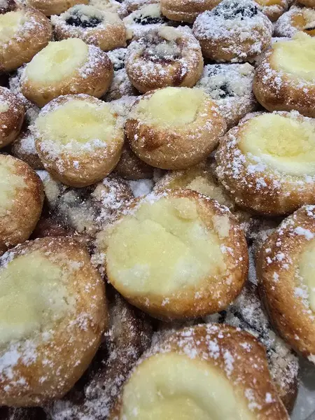 Koyu çikolata parçaları ile tanımlama