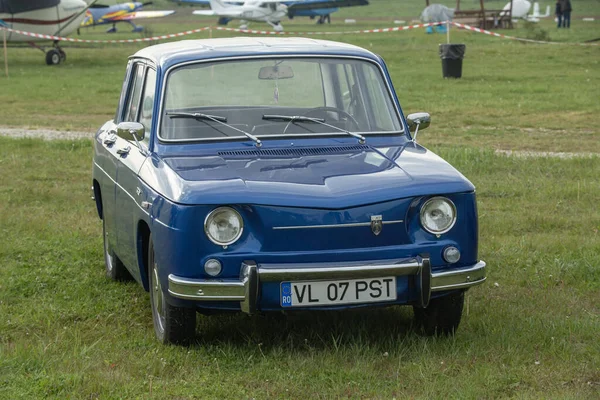 Targu Jiu Gorj Ρουμανία Απριλίου 2023 Vintage Car Dacia 1100 — Φωτογραφία Αρχείου