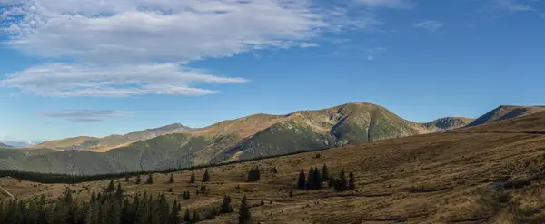 stock image Mountain landscape in Parang mountains, Romania. Panoramic view.