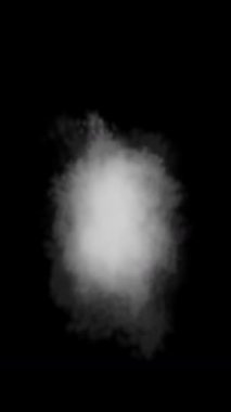 4k gerçekçi sis veya duman örtüsü, siyah arkaplanda animasyon. 4K çözünürlüğü