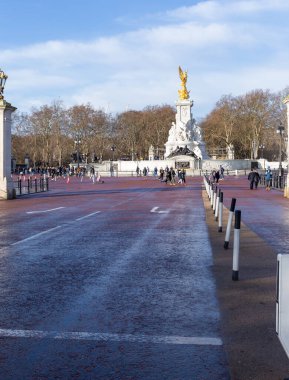 15 Ocak 2023, Londra Birleşik Krallık. İngiltere, Londra Buckingham Kraliyet Sarayı 'ndaki Kraliçe Victoria Anıtı.
