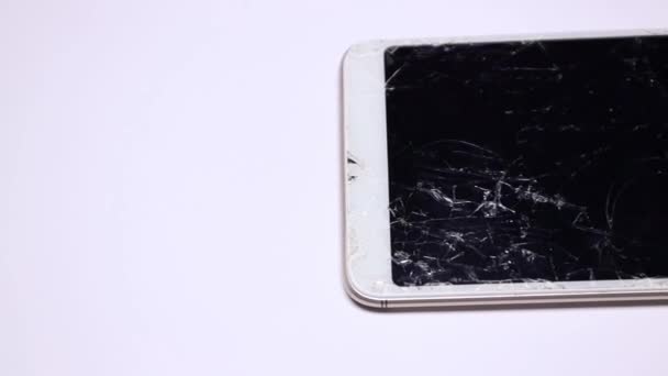 Smartphone Met Kapotte Display Close Slow Motion Beschadigd Mobiel Apparaat — Stockvideo
