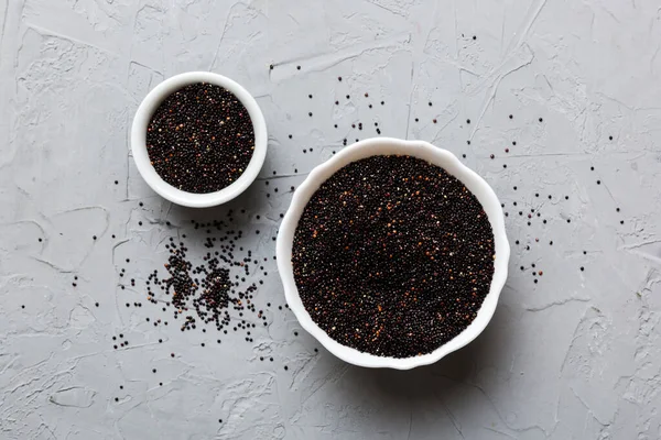 Sementes Quinoa Tigela Sobre Fundo Colorido Kinwa Saudável Tigela Pequena — Fotografia de Stock
