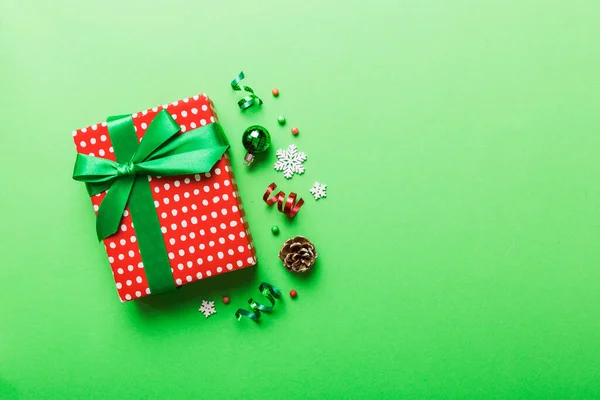 Top View Flat Lay Christmas Decorations Gift Box Colored Background — 图库照片