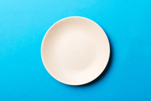 먹이로 수있는 베이지 접시의 배경의 설계할 — 스톡 사진