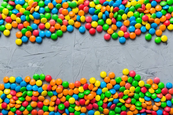 Mieszana Kolekcja Kolorowych Cukierków Kolorowym Tle Płaskie Łóżko Widok Góry — Zdjęcie stockowe