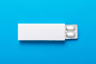 Boş Beyaz Ürün Paket Model Kutusu. Kabarcık görünümlü boş ilaç kutusunu aç.