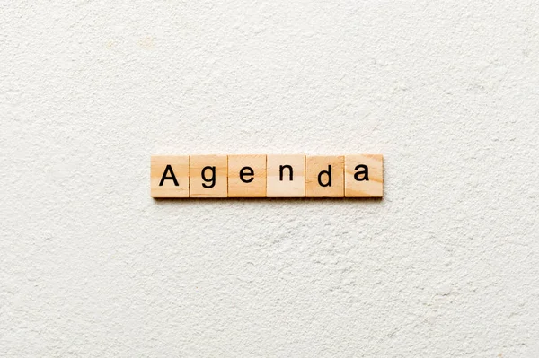 Agenda Palavra Escrita Bloco Madeira Agenda Texto Sobre Mesa Cimento — Fotografia de Stock