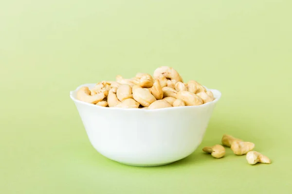 Cashew Nuts Wooden Bowl Table Background Top View Space Text — ストック写真