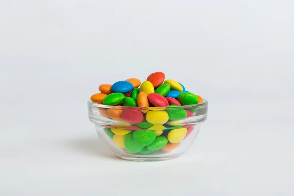 Caramelos Multicolores Bol Sobre Fondo Color Concepto Cumpleaños Vacaciones Vista — Foto de Stock