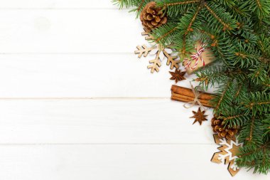 Noel arka plan kopya alanı, üstten görünüm ile. tatil kavramı üzerinde ahşap masa tasarımı için.