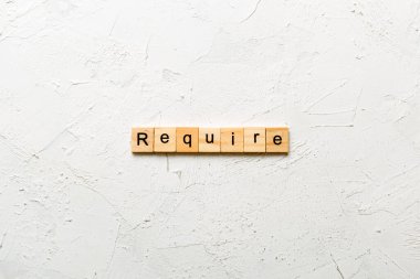 Tahta bloğa yazılması gerekiyor. tablo üzerinde metin, konsept gerektirir.