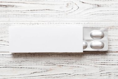 Boş Beyaz Ürün Paket Model Kutusu. Kabarcık görünümlü boş ilaç kutusunu aç.