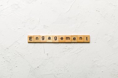 nişan kelime ahşap blok üzerinde yazılı. nişan metin tablo, kavram.