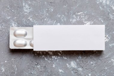 Boş Beyaz Ürün Paket Model Kutusu. Kabarcık görünümlü boş ilaç kutusunu aç.