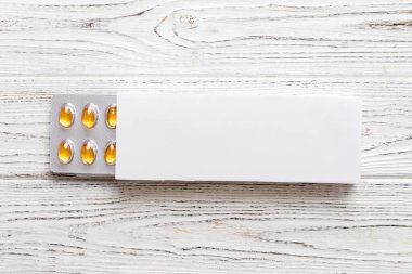 Boş Beyaz Ürün Paket Model Kutusu. Omega kabarcıklı üst görüşlü boş ilaç kutusunu aç.