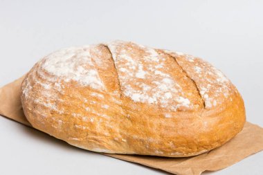 Ev yapımı doğal ekmek. Arkaplan olarak taze ekmeğin farklı türleri, kopya alanı ile perspektif.