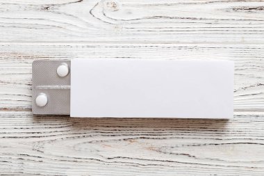 Boş Beyaz Ürün Paket Model Kutusu. Kabarcık görünümlü boş ilaç kutusunu aç.