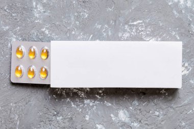 Boş Beyaz Ürün Paket Model Kutusu. Omega kabarcıklı üst görüşlü boş ilaç kutusunu aç.