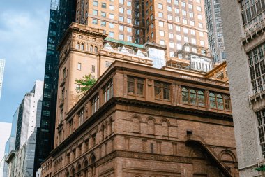 New York, ABD - Eylül 2021: New York 'ta Manhattan' da bir konser yeri olan Carnegie Hall 'da