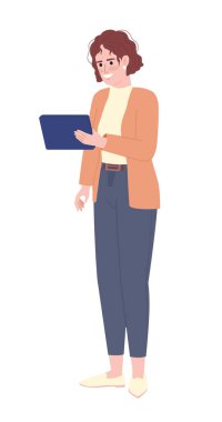 Gülümseyen dijital pazarlamacı yarı düz renk vektör karakter. Analizci. Düzenlenebilir figür. Beyazın üzerinde tam vücut insan. Web grafik tasarımı ve animasyonu için basit çizgi film tarzı benek çizimi