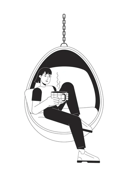 椅子フラットライン黒白ベクトル文字をぶら下げコーヒーマグカップとアジアの女性 編集可能なアウトラインフルボディの人 お茶を飲むシンプルな漫画の孤立スポットイラスト用Webグラフィックデザイン — ストックベクタ