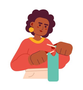 Yetişkin Afro-Amerikan kadın atkı örüyor yarı düz renk vektör karakter. Beyaz üzerinde örgü iğneleri tutan düzenlenebilir yarı vücut kadın. Web grafik tasarımı için basit karikatür nokta çizimi