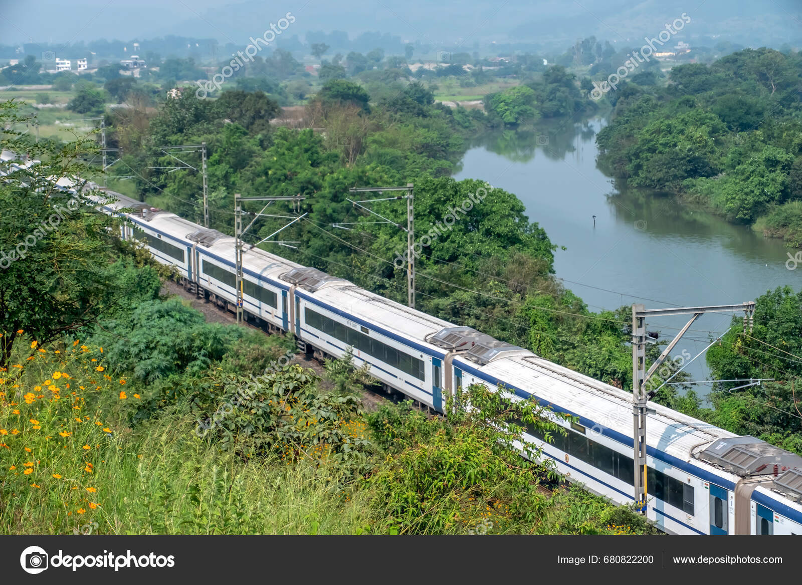 Pune India October 2023 Solapur Mumbai Vande Bharat Express Heading